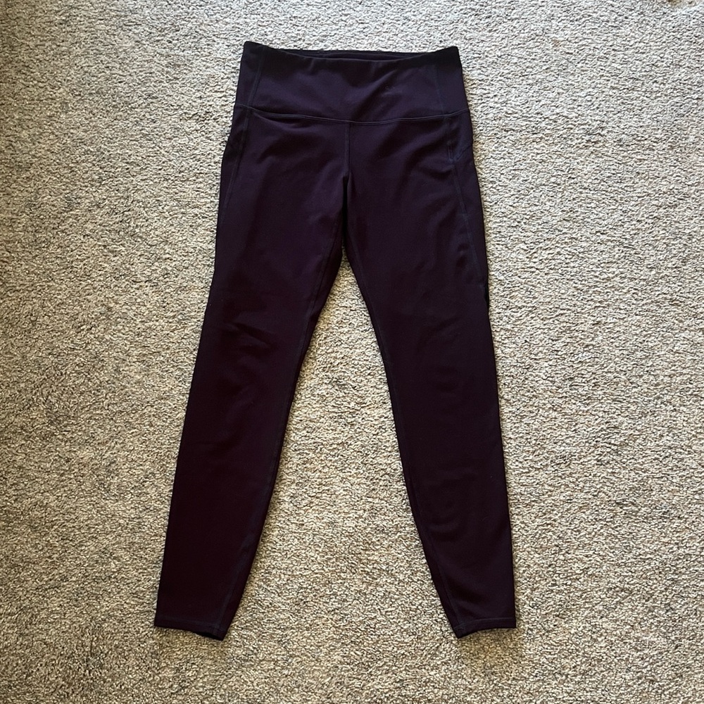 GAP Wine Red/Purple Colored Leggings with Mesh Sides Size Small